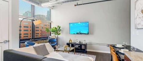 2 slaapkamers, een strijkplank/strijkijzer, gratis wifi, beddengoed