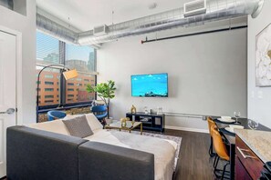 2 slaapkamers, een strijkplank/strijkijzer, gratis wifi, beddengoed