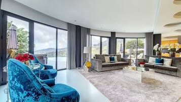 Deluxe-talo | Oleskelualue | Taulutelevisio