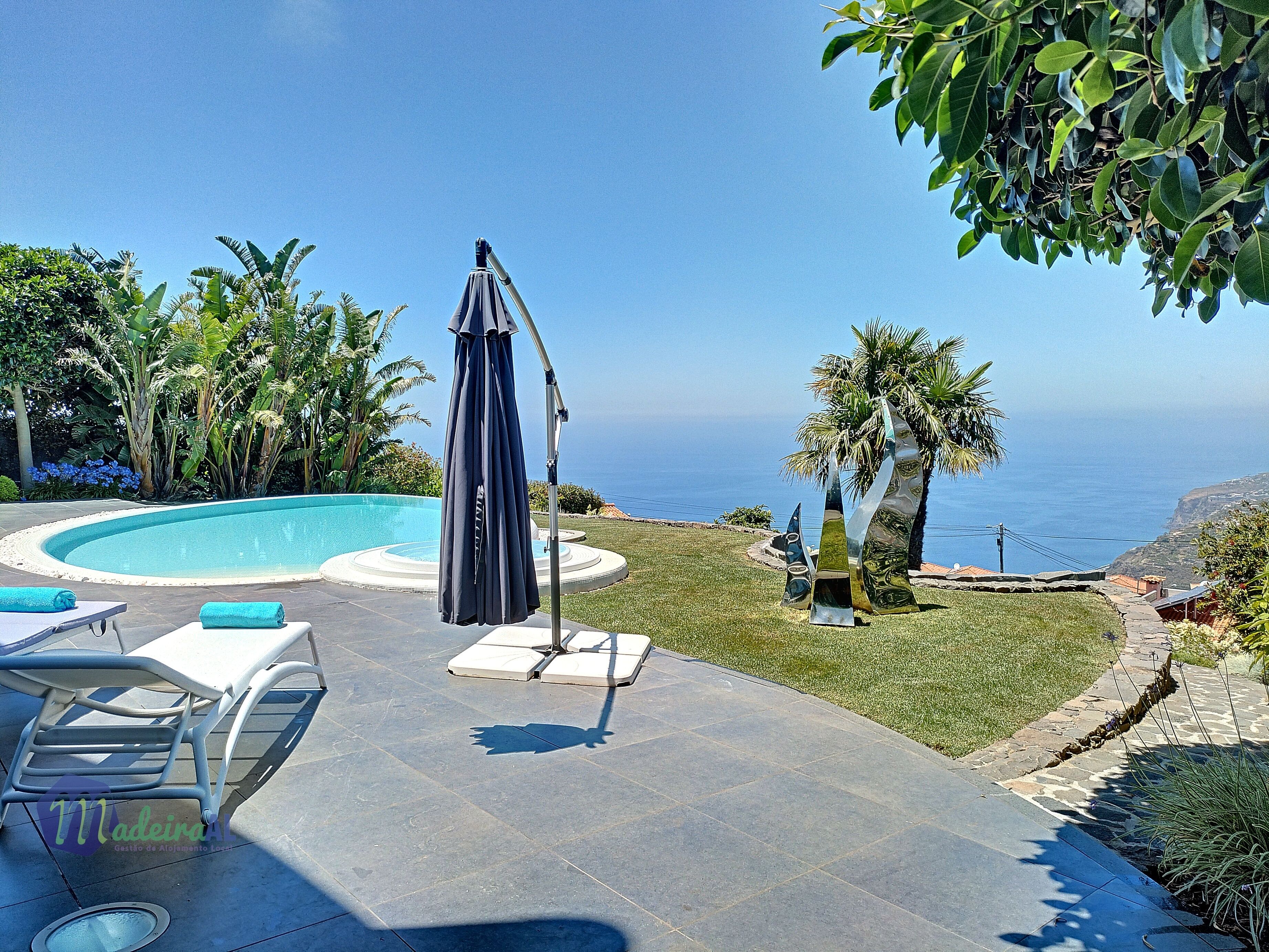Villa Bonsai in Calheta - Book on Hotels.com