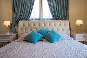 Comfort Villa | Pillow-top beds, in-room safe, blackout curtains, soundproofing - Villa Anerocuru (Chania)