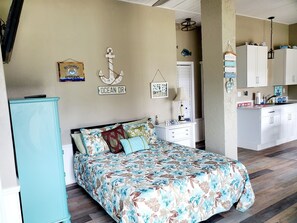 WiFi, bed sheets