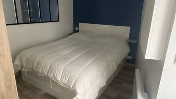 1 chambre, fer et planche Ă  repasser, draps fournis