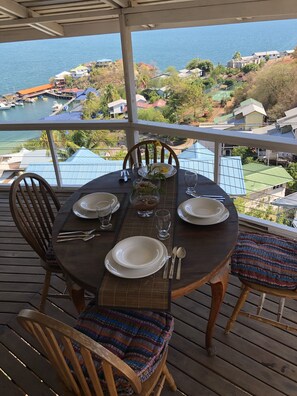 Outdoor dining - Lovely 2-bedroom house with Ocean View in peaceful Gasparee Islands, Trinidad. (Diego Martin Regional Corporation)