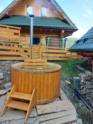 Bañera de hidromasaje exterior