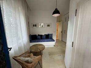 Suíte estúdio luxo | Frigobar, cofres nos quartos, individualmente decorados