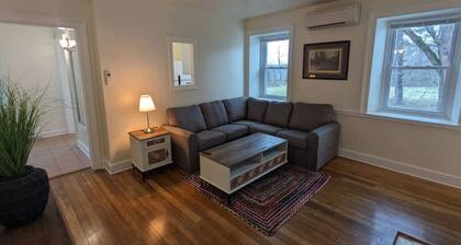 Discounted Stays | 1BR | King | A/C