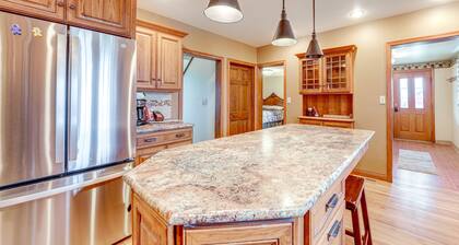 Charming Tonica Farmhouse w/ Private Yard!