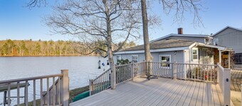 Lakefront Salem Retreat - Fish, Swim, Kayak & More