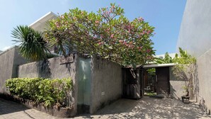Villa, 2 Bedrooms, Private Pool, Garden View | Property entrance - Stunning 2 Br Pool Villa With Rooftop In Seminyak (Seminyak)