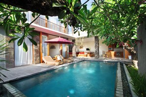Villa, 2 camere da letto, piscina privata, vista giardino | Piscina | Piscina all'aperto