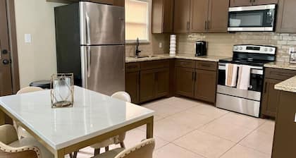 ✨Modern & Spacious ✨2Bed/2Bath With Prime Location