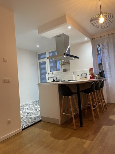 Appartement du Lion, à 10 Minutes du Centre Ville, Stationnement Idéal!