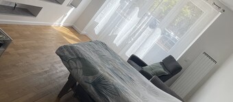 Appartement du Lion, à 10 Minutes du Centre Ville, Stationnement Idéal!