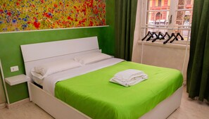 Articles gratuits dans le mini-bar, décoration personnalisée