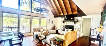 Rustic Lakeside Fishing Camp South Toledo Bend -Skiers Cove- 3 bedrooms-Sleeps 8