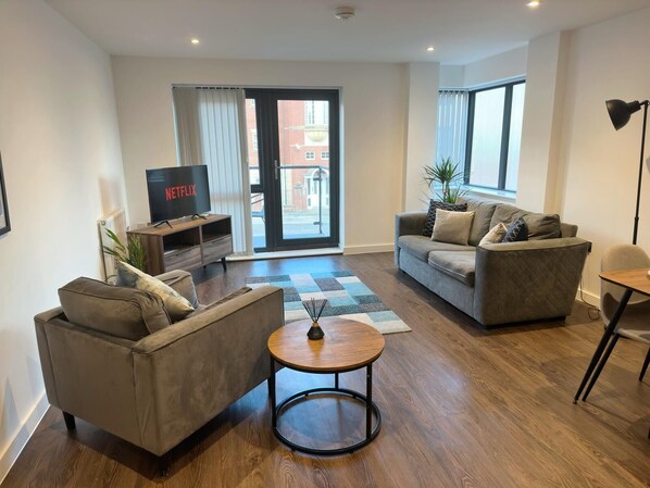 TV - York Minster Apartment (York)