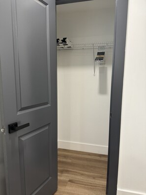 Interior - Modern Luxury Farmhouse West Midtown/Downtown (Atlanta)