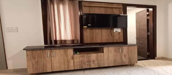 85 The Ganges 2 Bhk Apartment for Homestay