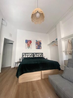 Family Studio | Iron/ironing board, free WiFi - Style Apartments Cabanyal Marina Beach (Valencia)