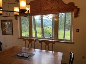 Dining - Mountain Escape: Ski and Ride in the Winter - Fish and Golf in the Summer (Angel Fire)