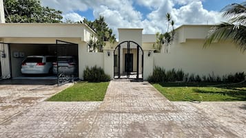 Fachada del alojamiento