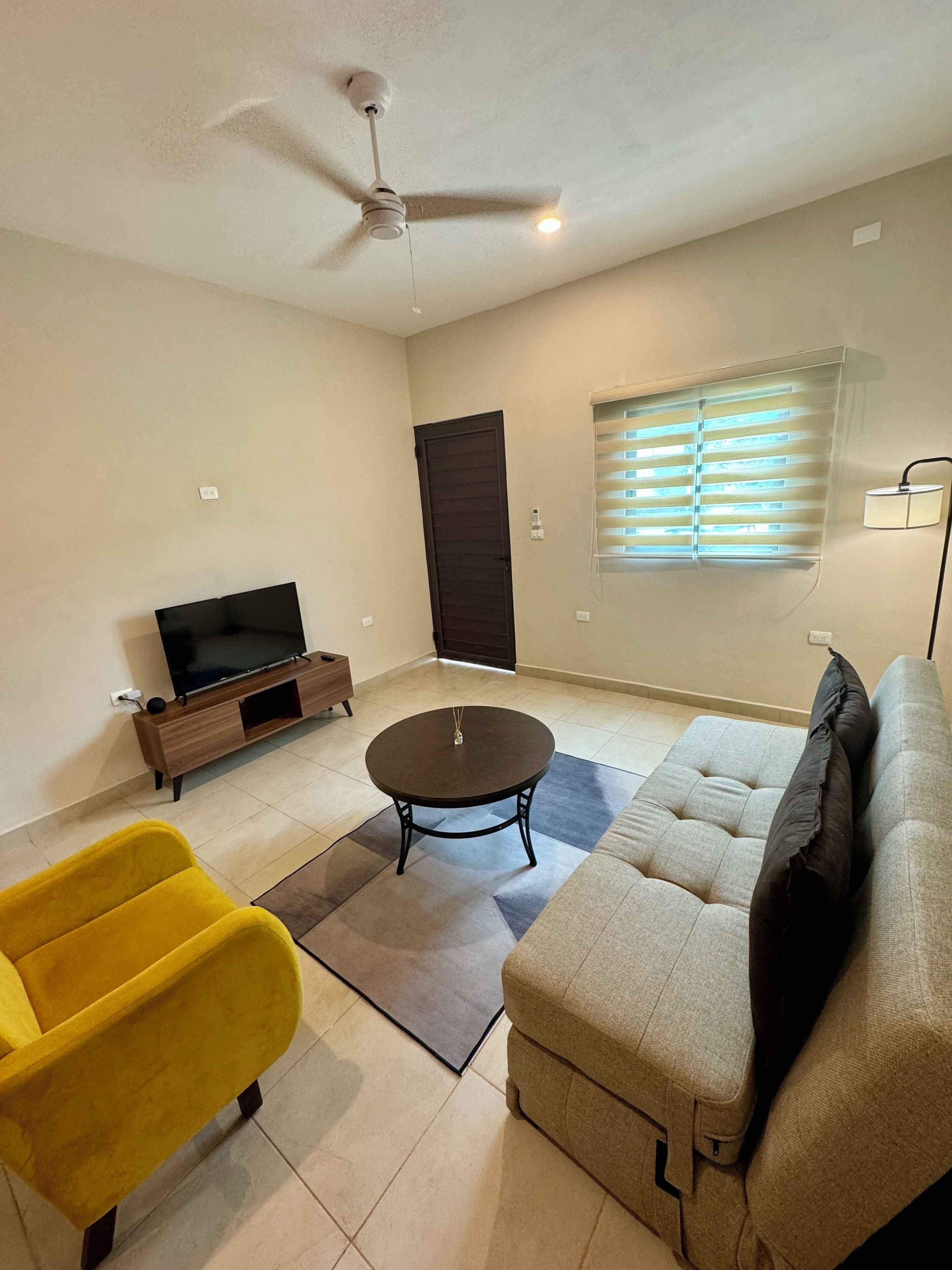 จูเนียร์วิลล่า | บริเวณนั่งเล่น | ทีวีจอแบน