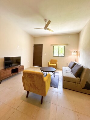 Villa, 2 chambres, vue piscine | Coin séjour