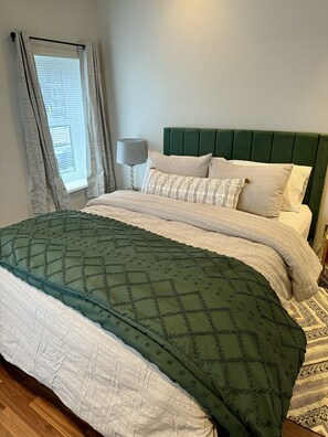 1 habitación, tabla de planchar con plancha, wifi y ropa de cama 