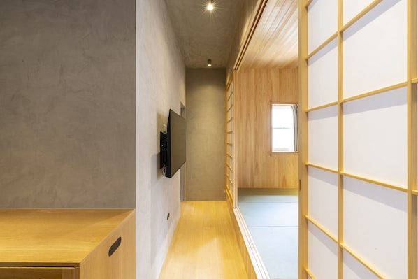 Desk, iron/ironing board, free WiFi, bed sheets