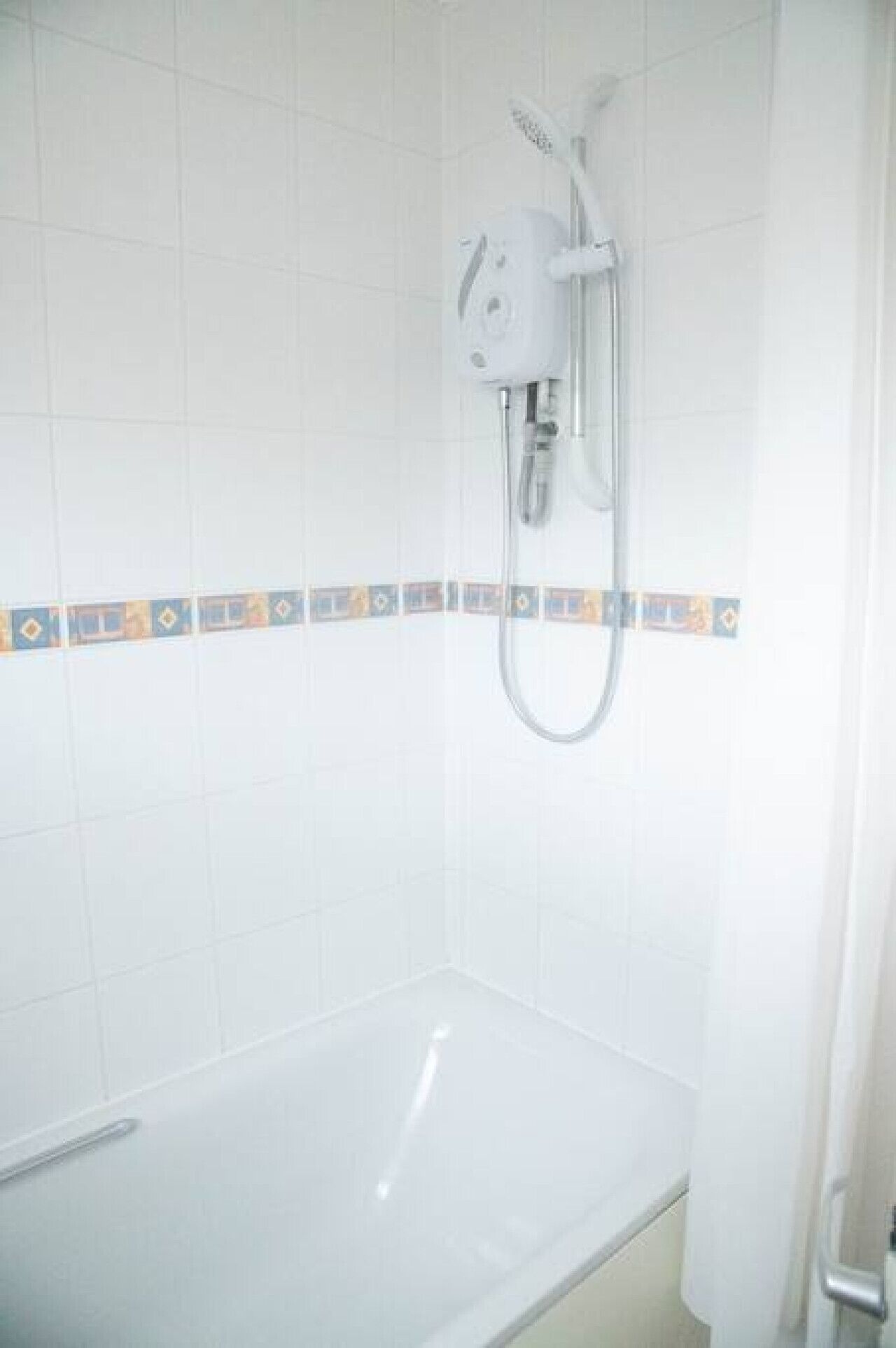 Comfort Apartment | Bathroom | Towels, toilet paper