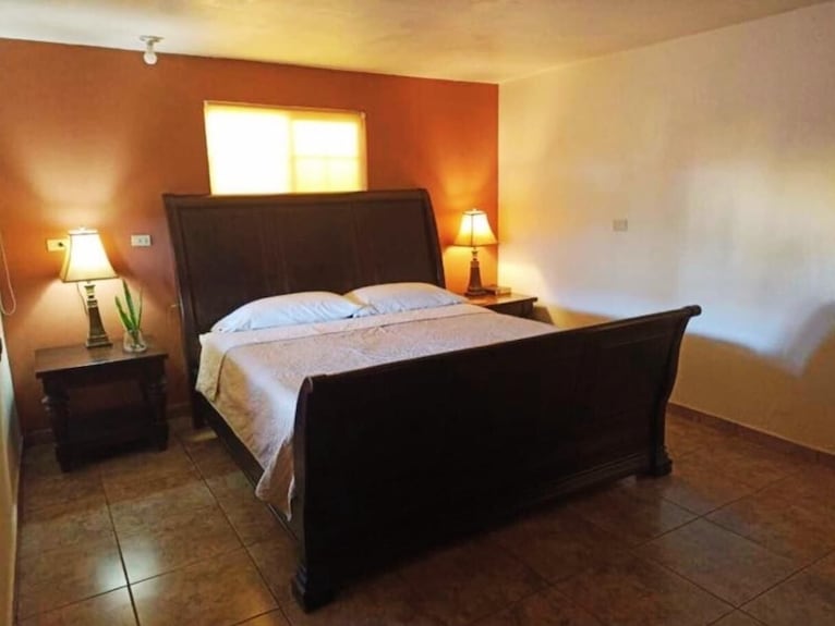 Stunning Home With Terrance Retreat And Breathtaking Views - Beach/vineyards - Ensenada