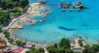 2B Pool Apartment in Vodice