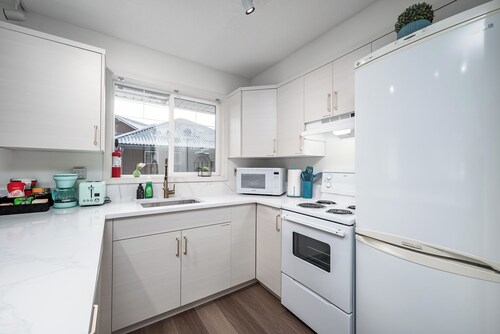 Luxurious Retreat/Hot Tub/Mountain View/4 Beds