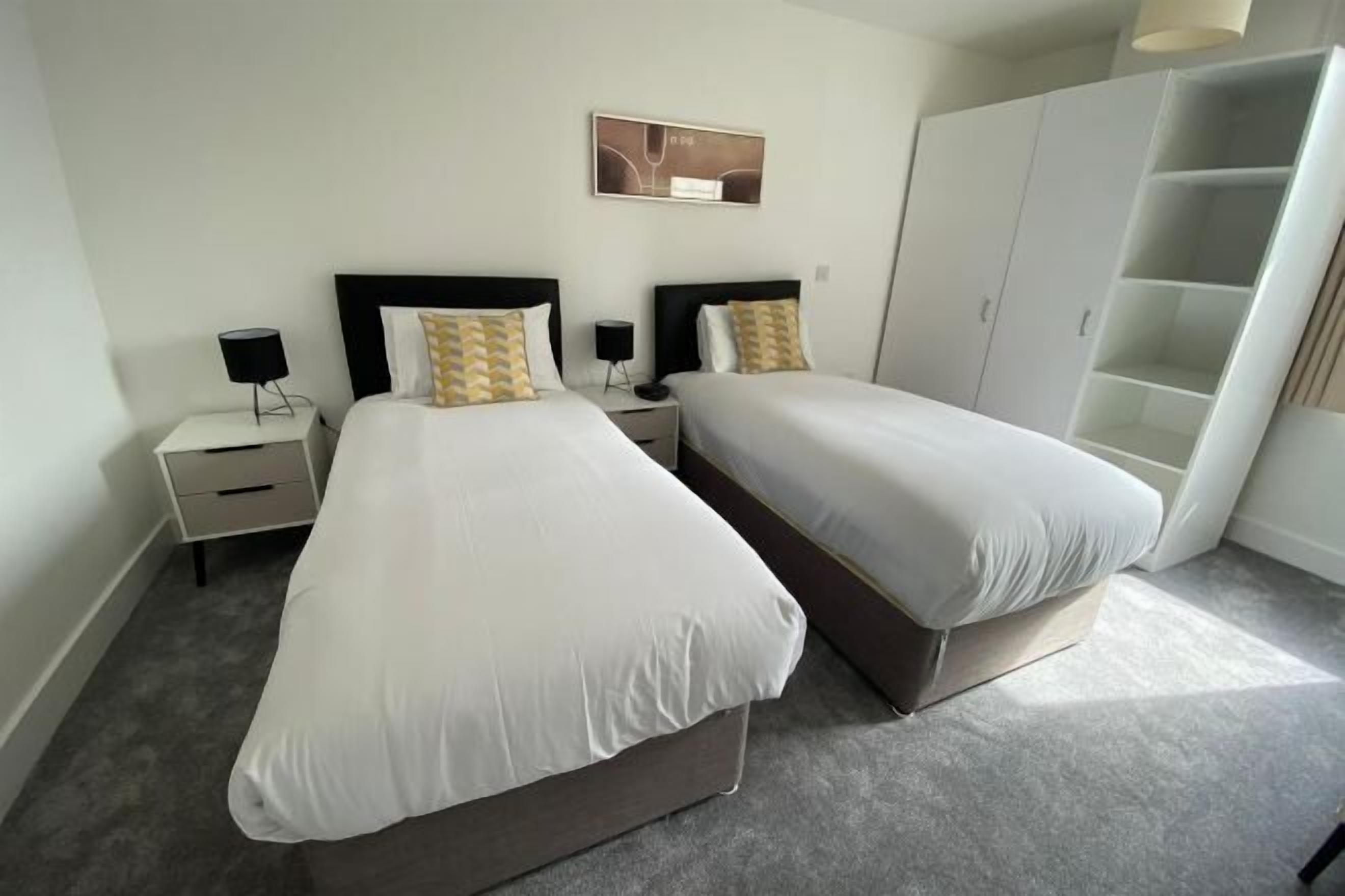 Coffres-forts dans les chambres, rideaux occultants