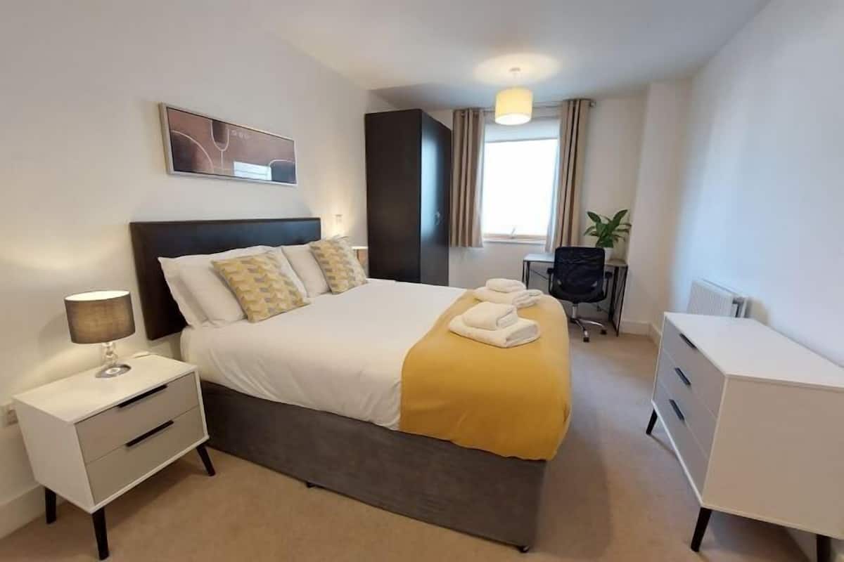 In-room safe, blackout curtains, iron/ironing board, free WiFi