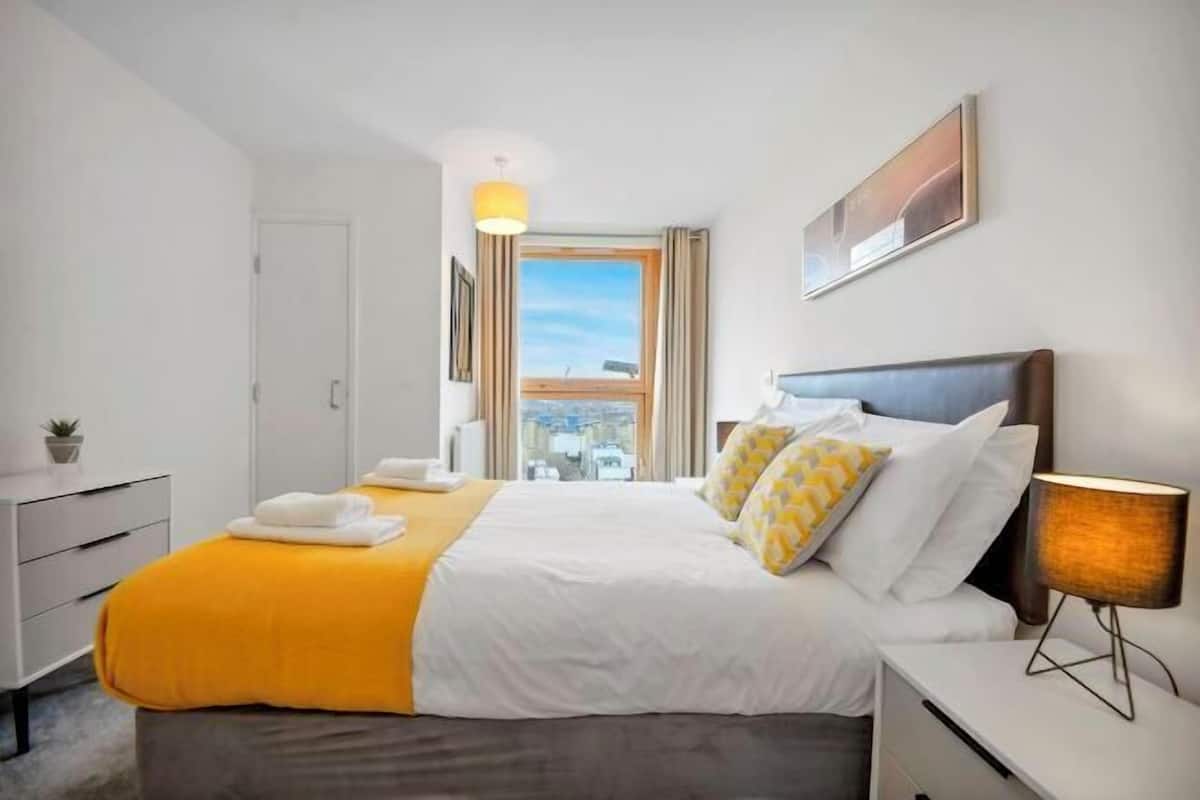 In-room safe, blackout curtains, iron/ironing board, free WiFi