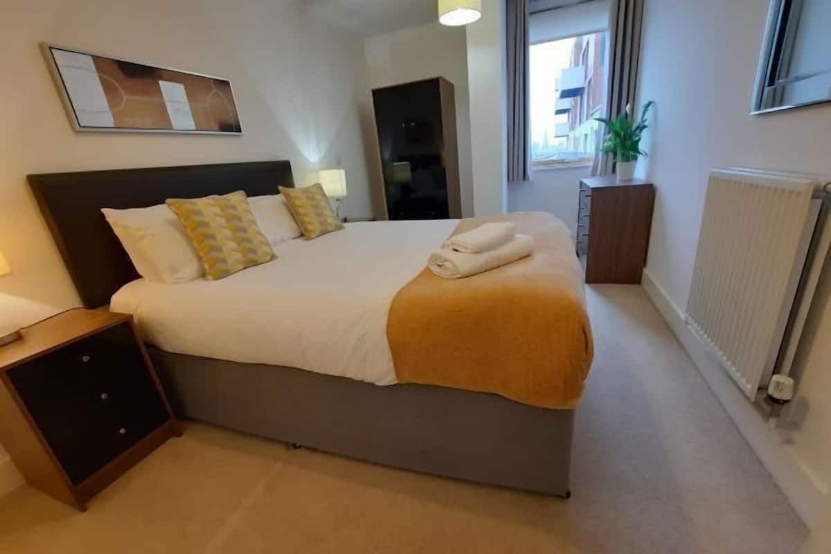 In-room safe, blackout curtains, iron/ironing board, free WiFi