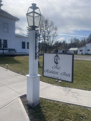 Exterior detail - Cozy bed & breakfast in delightful South Kortright with WiFi, AC (South Kortright)