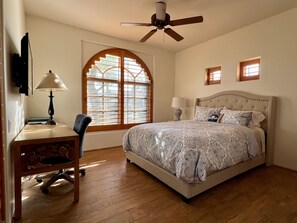 Room - Luxury Spa-like 3-bedroom house in Palm Desert (Palm Desert)
