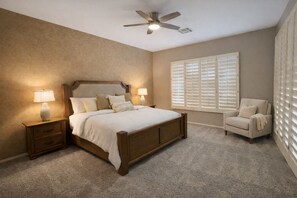 3 habitaciones, escritorio, tabla de planchar con plancha y wifi gratis