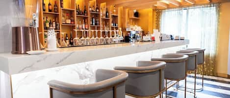 Bar (en la propiedad)