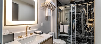 Iris Hotel Boston