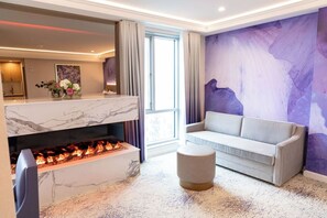 Luxury Studio Suite | Frette Italian sheets, premium bedding, pillowtop beds, in-room safe