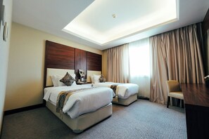 Business Twin Suite | Caja de seguridad en la habitación y insonorización