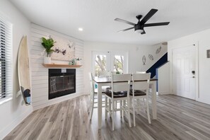 Dining - Beachside Getaway with Heated Pool is Pet Friendly and Near Vilano Beach (St. Augustine)