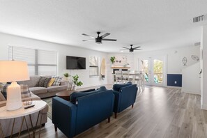 Smart TV - Beachside Getaway with Heated Pool is Pet Friendly and Near Vilano Beach (St. Augustine)