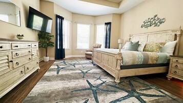 4 bedrooms, iron/ironing board, travel crib, free WiFi