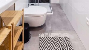 Unclassified image, 5 of 15, button - TurnKey | Angelo Roma Studio – Cozy Balcony (Praha 2)