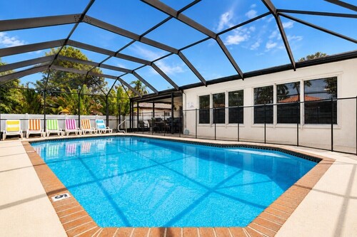 Deluxe 5BR Villa Heated Pool near Hollywood Beach